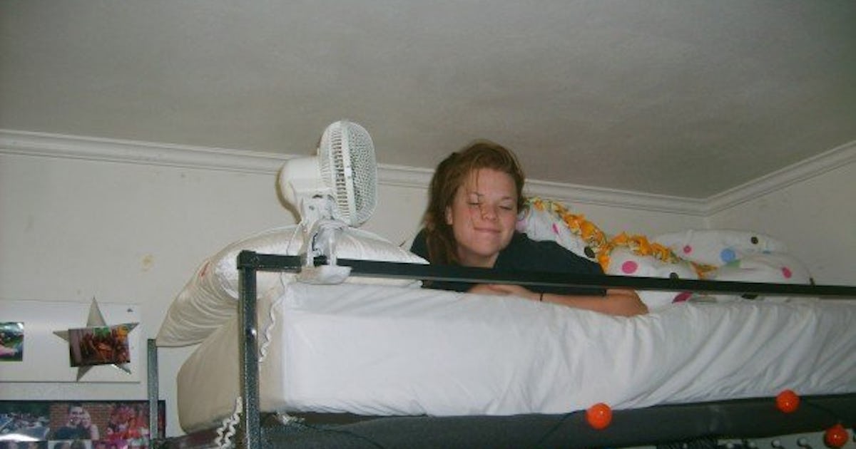 Bring Back 90s Dorm Rooms