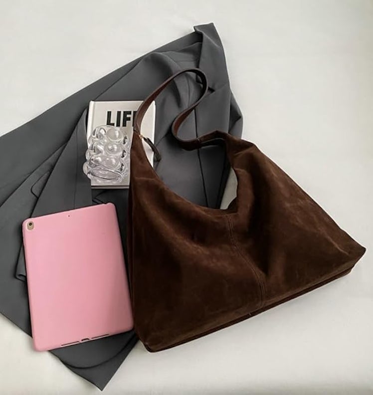 Jusavie Suede Shoulder Bag