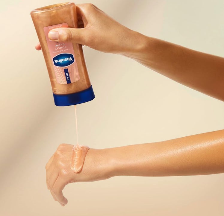 Vaseline Sunlit Glow Shimmer Body Oil