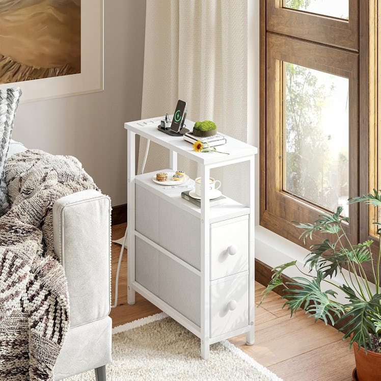 TIQLAB Charging Station End Table