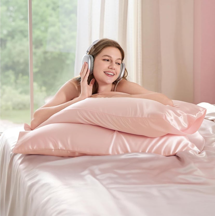 Bedsure Satin Pillowcase (2-Pack)