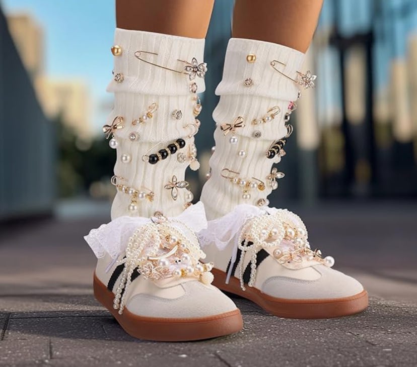 AIERSA Shoe and Sock Charms (43 Pieces)