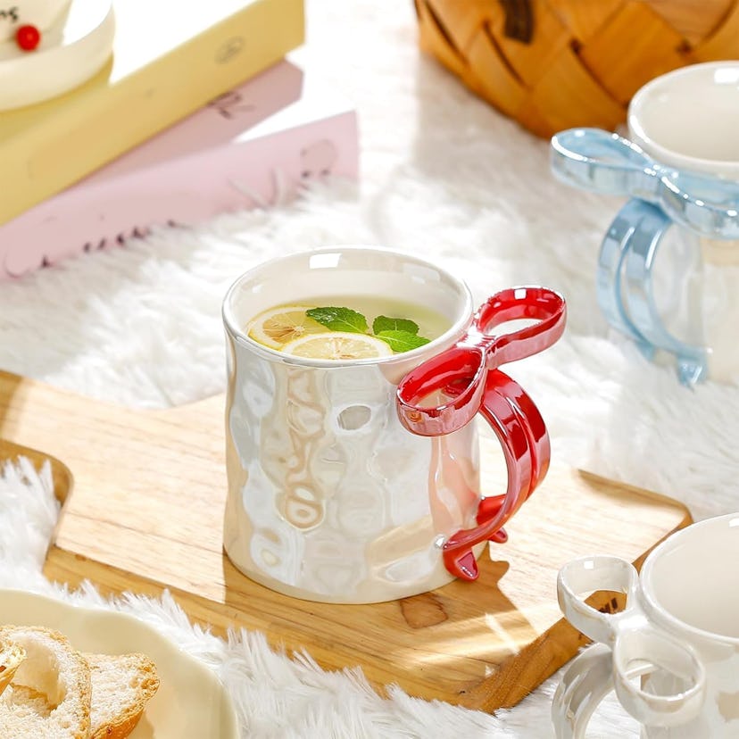 RandJ Ribbon Bow Mug