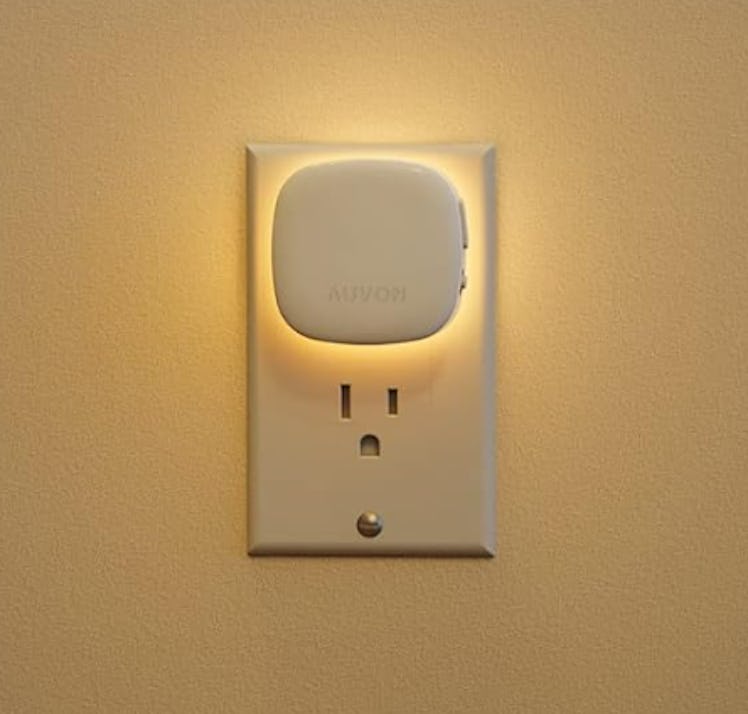 AUVON Motion-Sensor Night-Light (2-Pack)