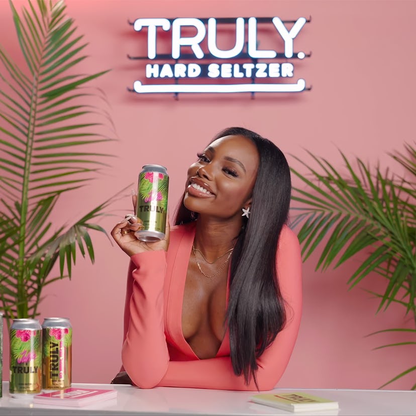 I tried JaNa Craig from 'Love Island USA's Truly flavor, No Shade, Just Tea.