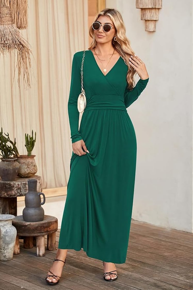 OUGES Long-Sleeve Maxi Dress