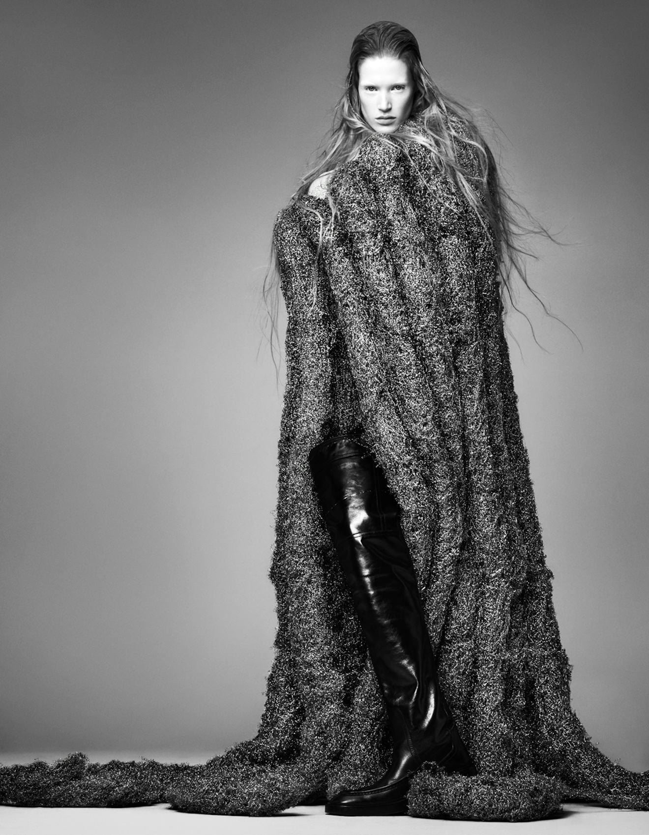 wmagvol42025fashionmeiselmodelshrrgb-16.jpg