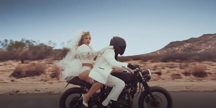 Doja Cat's bridal mini set