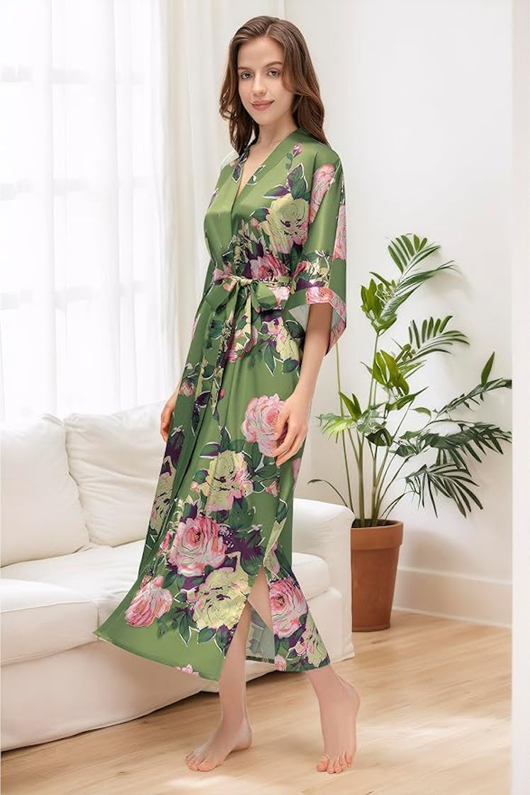 BABEYOND Satin Robe