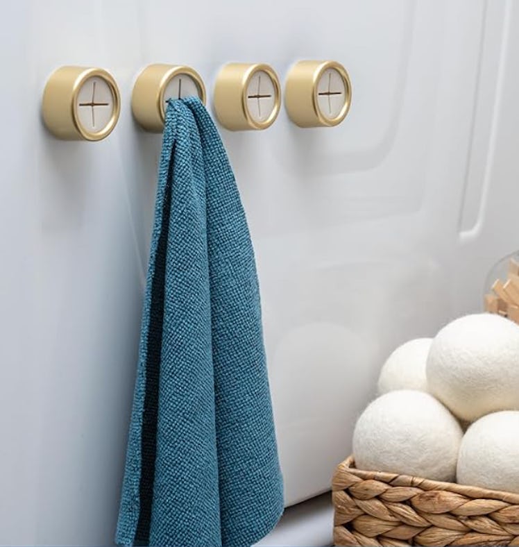 S&T INC. Adhesive Towel Hooks (4-Pack)