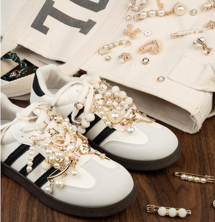 DoDoBeads Shoe Charms Kit (60 Pieces)