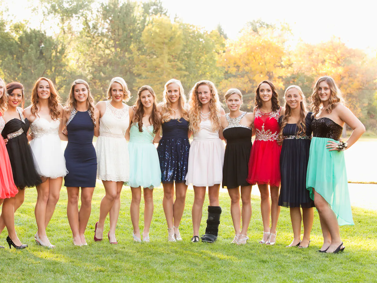 Moms Are Wondering WTF Is Going On With Homecoming Dress Trends Nowadays Moms Are Wondering WTF Is Going On With Homecoming Dress Trends Nowadays