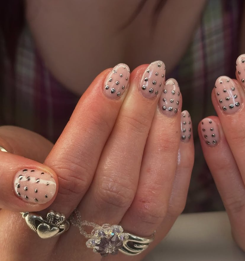 2025 Black Silver Metallic Nails Rule