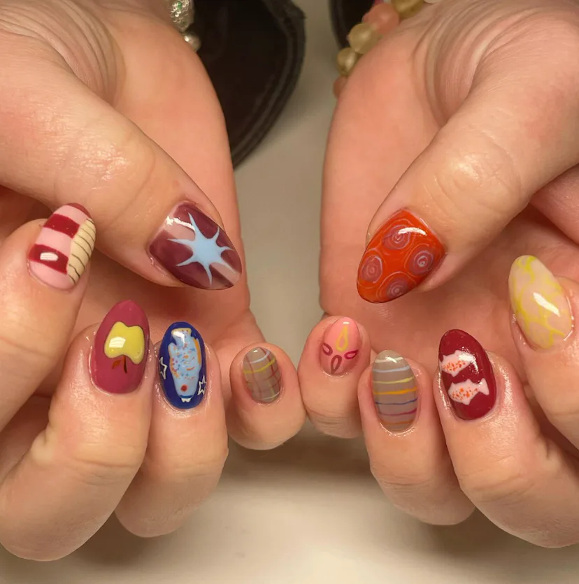 mismatched nails