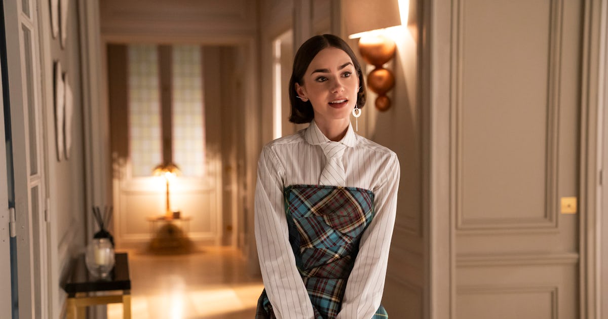 This 'Emily In Paris' Season 6 Theory Predicts Big Changes For Emily