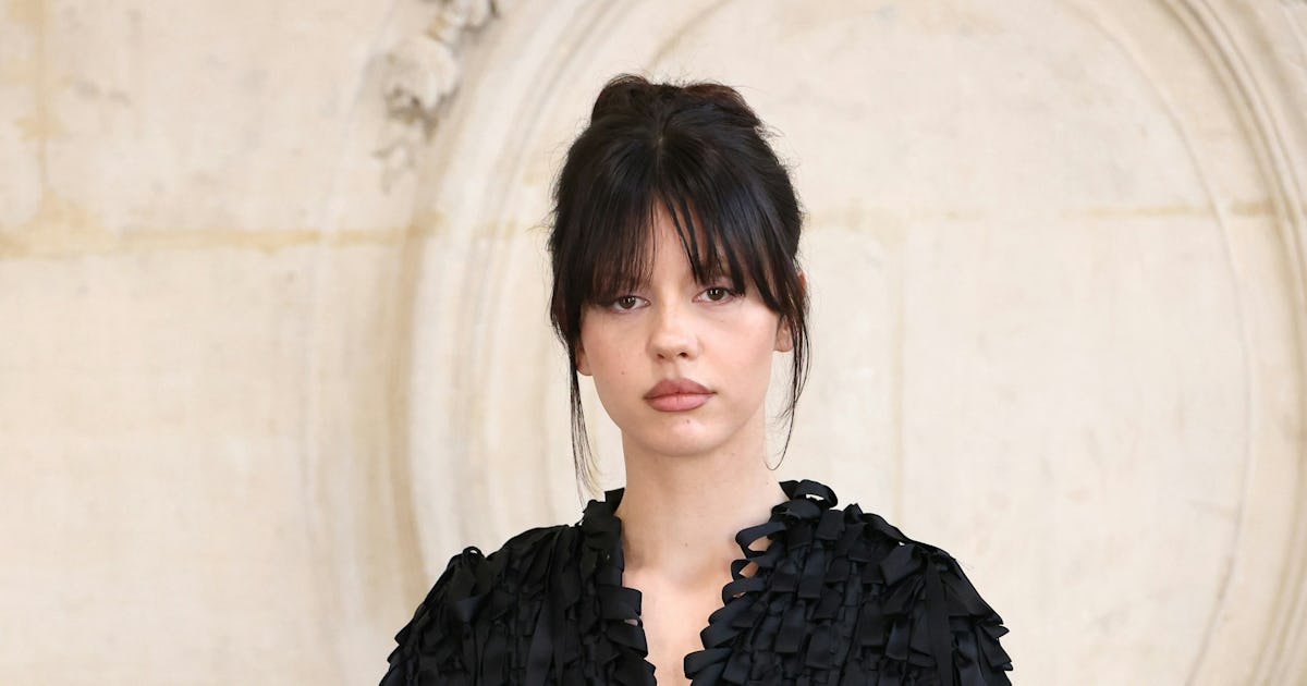 Mia Goth Brings the Pickpocket Bag to Paris Fashion Week