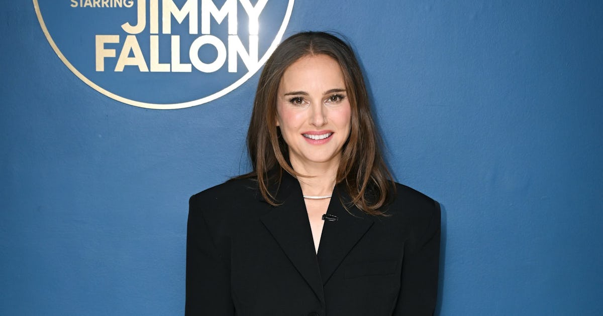 Natalie Portman Wears No Pants With Luxe Blazer From The Row