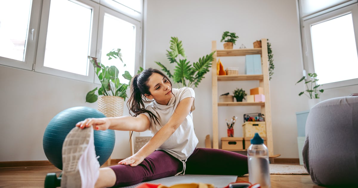 How To Create A Home Gym That's Actually For You (Not "New Year, New You")