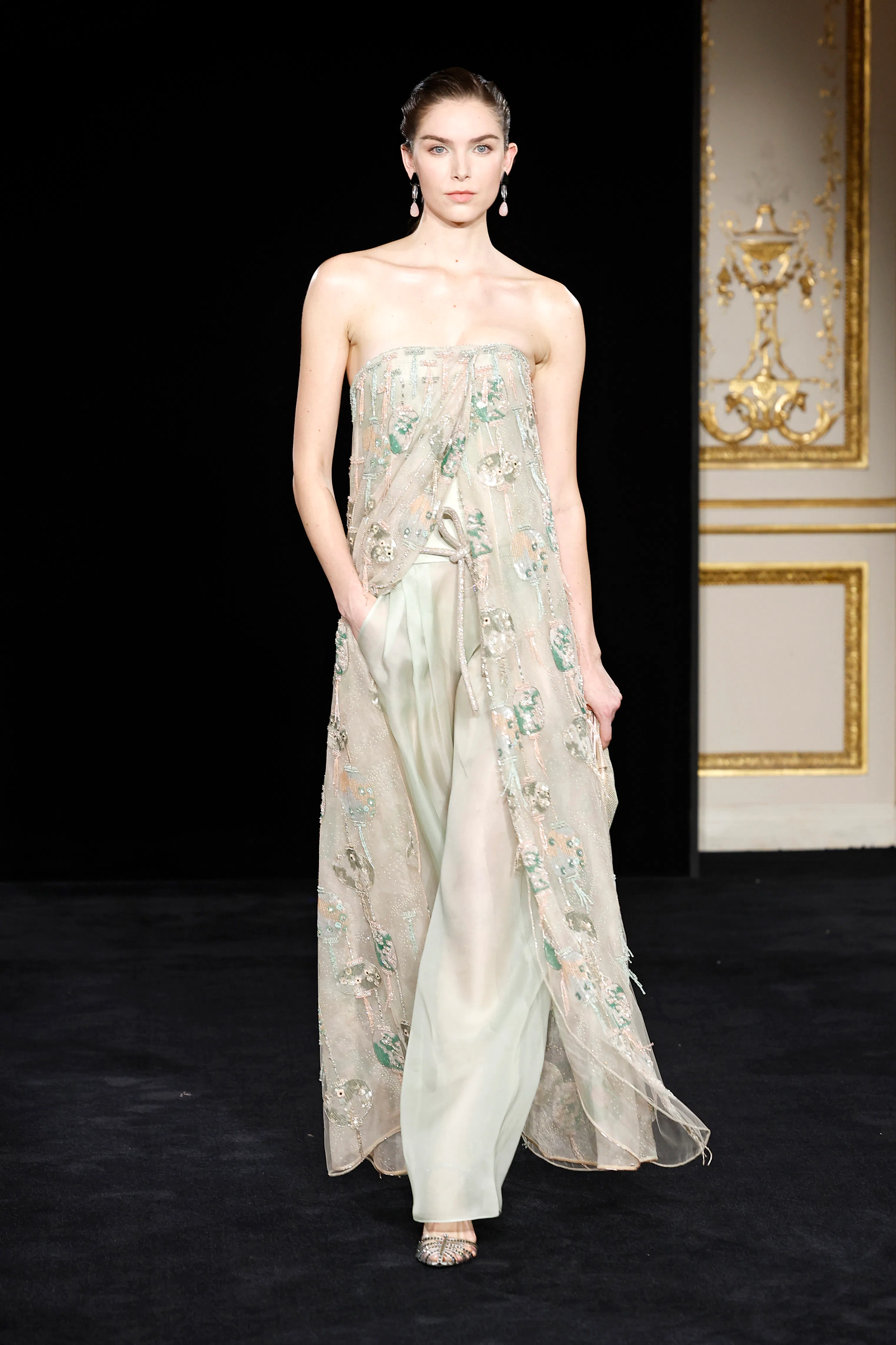 Armani Privé Couture Spring 2026 Turns the Page on a New Era