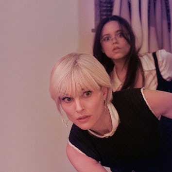 Natalie Portman and Jenna Ortega in The Gallerist