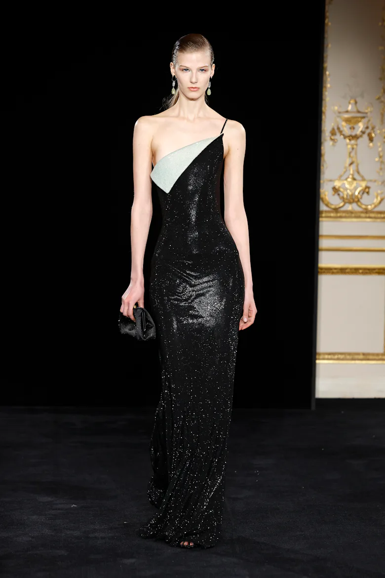Armani Priv Couture Spring 2026 Turns the Page on a New Era Armani Priv Couture Spring 2026 Turns the Page on a New Era