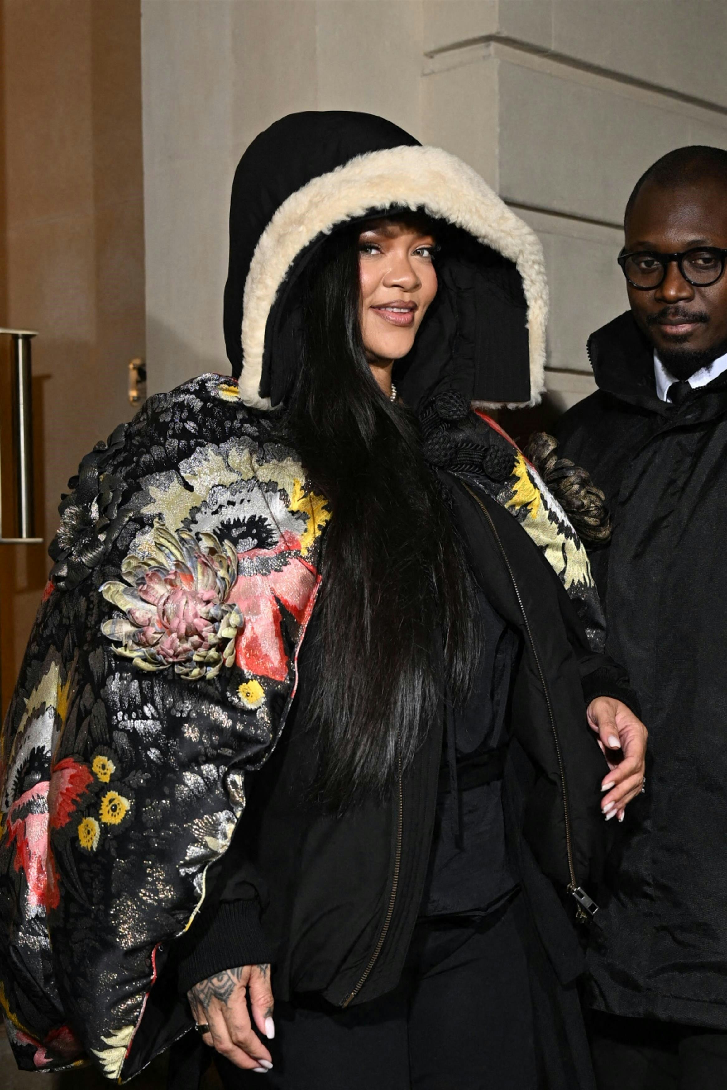 Rihanna, Paris Fashion Week.