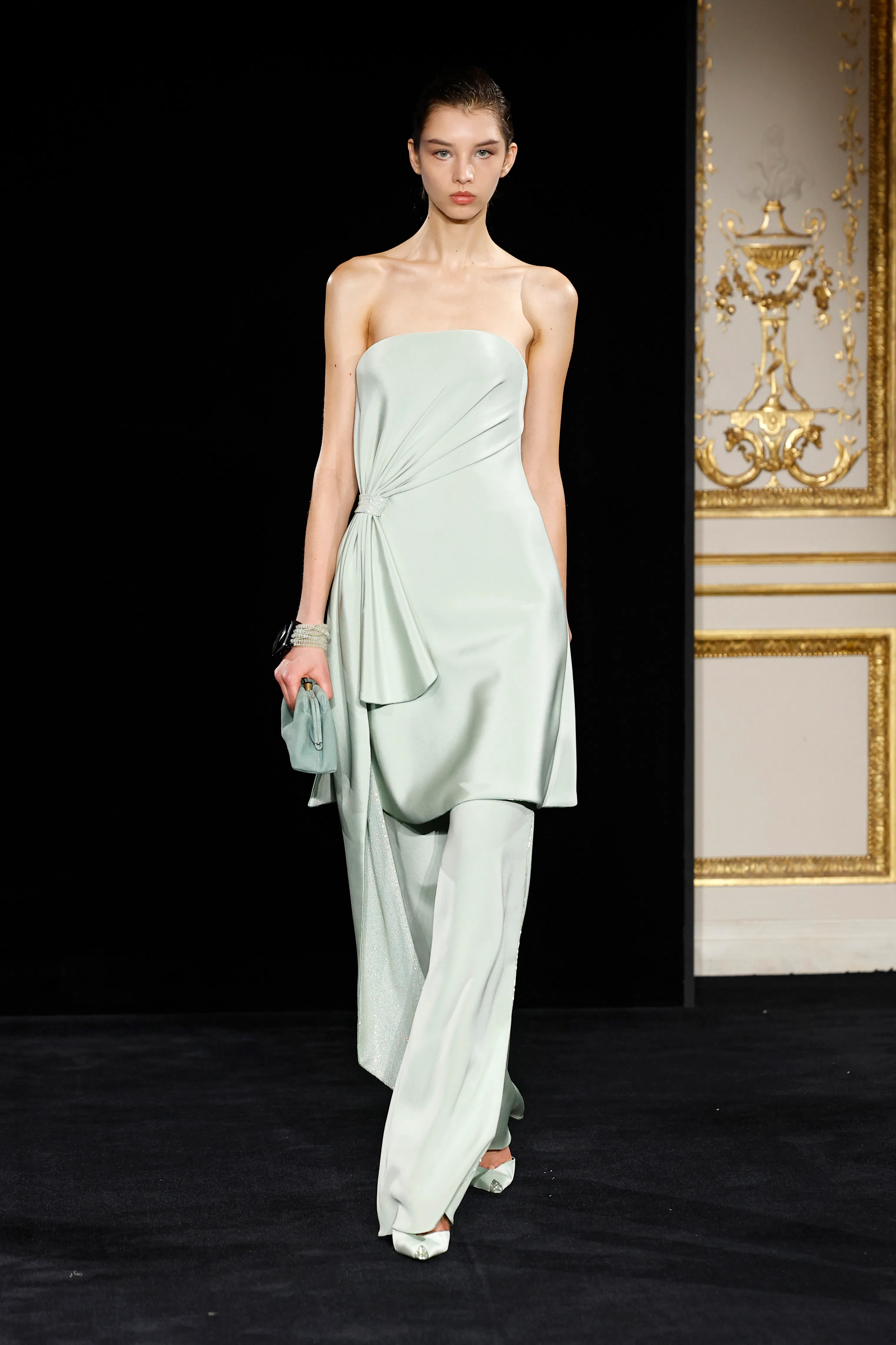 Armani Privé Couture Spring 2026 Turns the Page on a New Era