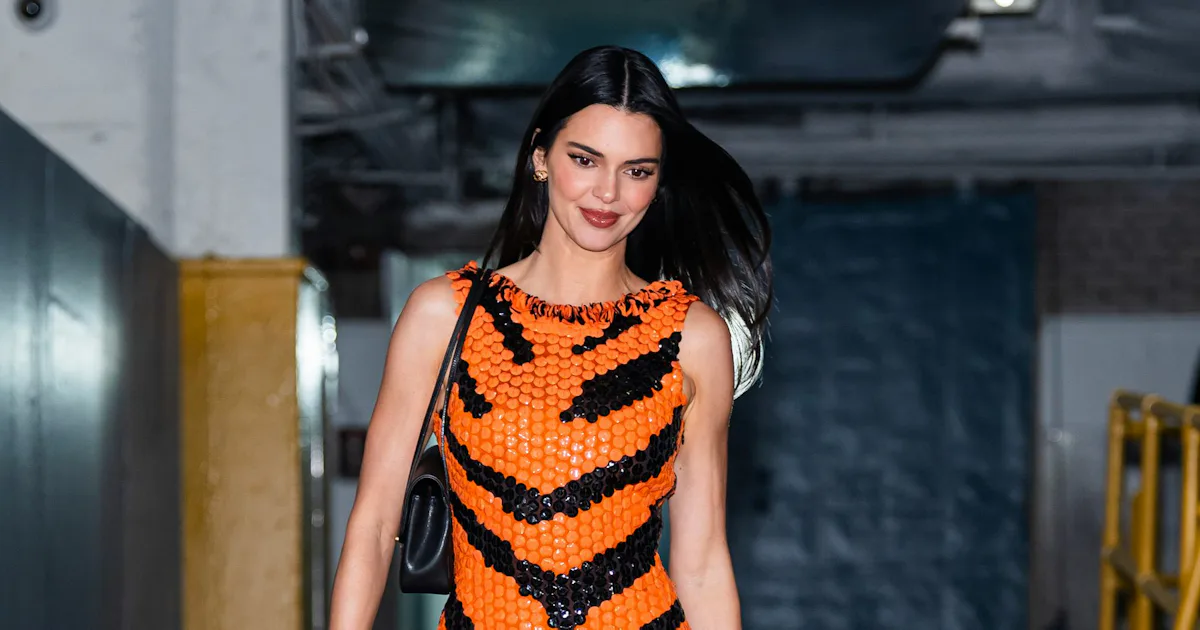 kendall jenner pink zebra print dress Kendall Jenner and Joan Smalls Twin in Pink Minidresses