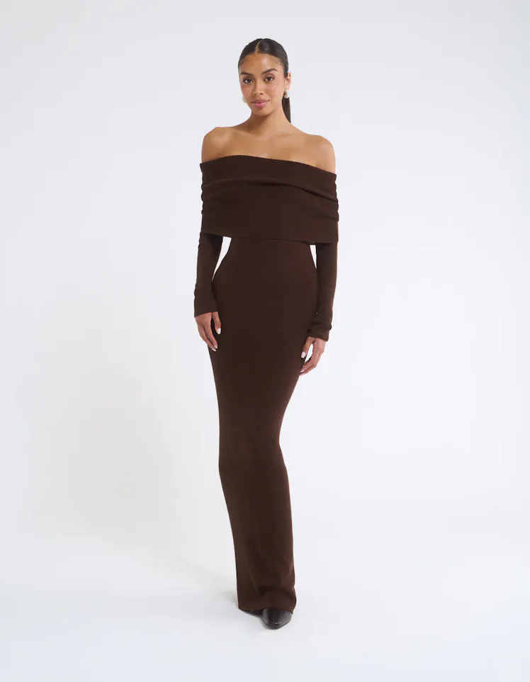 The Winter Dress Trends Combine Fashion & Function The Winter Dress Trends Combine Fashion & Function