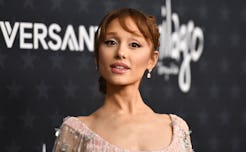 The 2026 Critics Choice Awards' best beauty moments, from Ariana Grande to Leighton Meester.