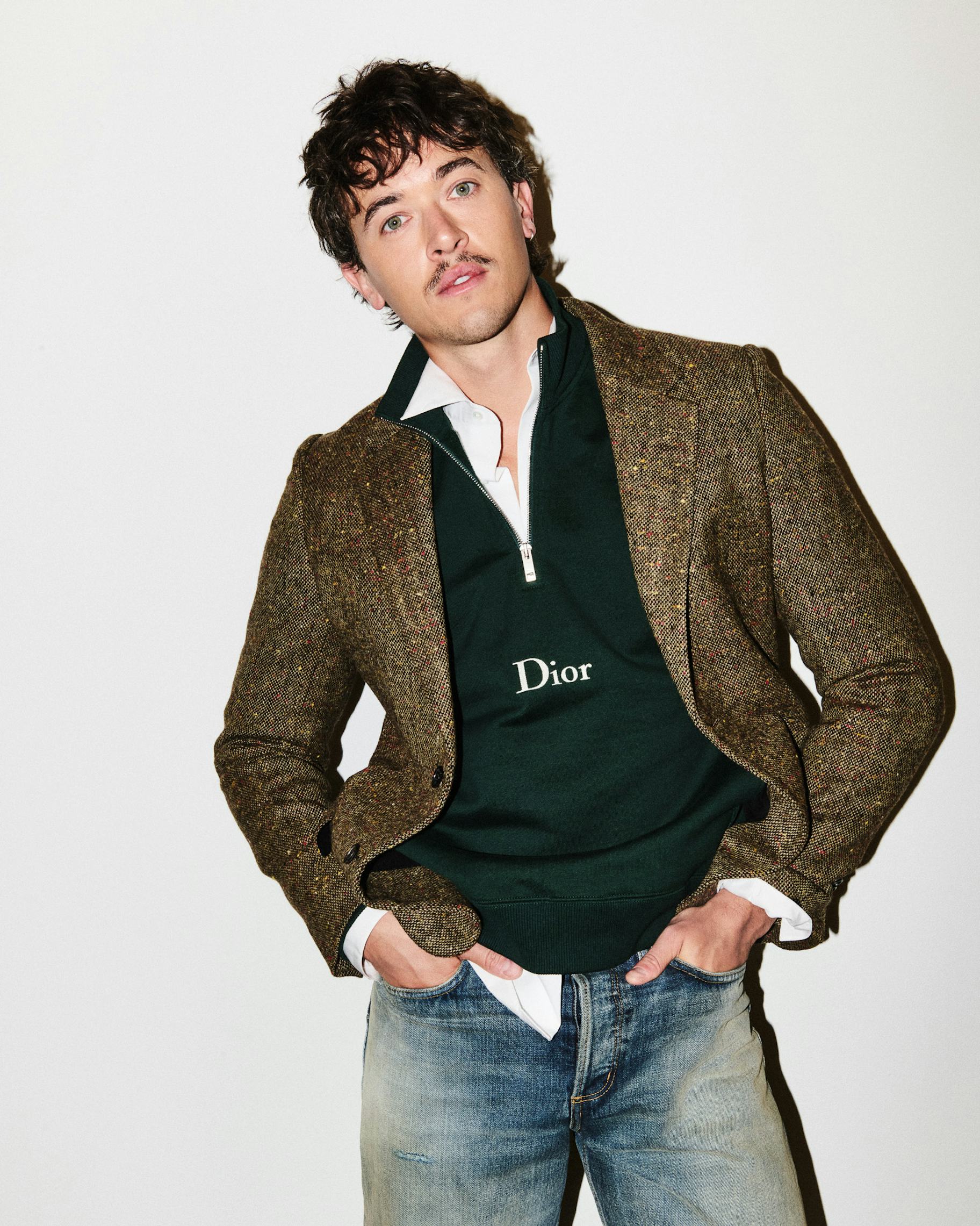 34051.jpg?w=912&dpr=2