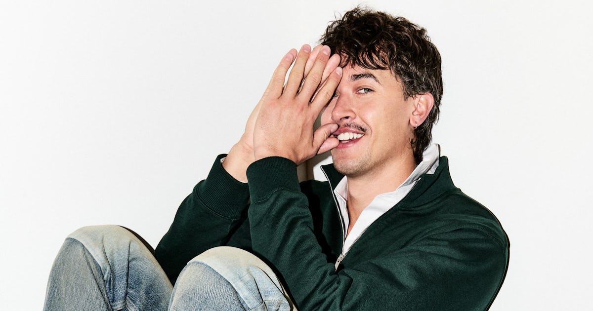 Tom Blyth: 'A Director Told Me It's Not Chic To Put Sex In Film Anymore'