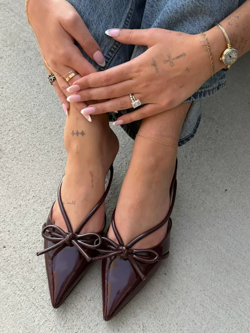 Foot tattoos are having their redemption arc.