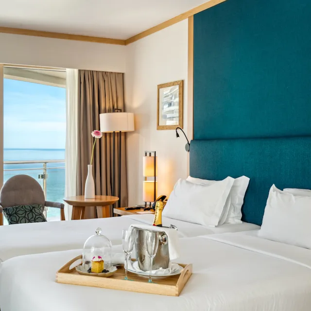 Sesimbra Oceanfront Hotel