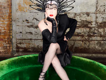 cyndi lauper bonhams auction