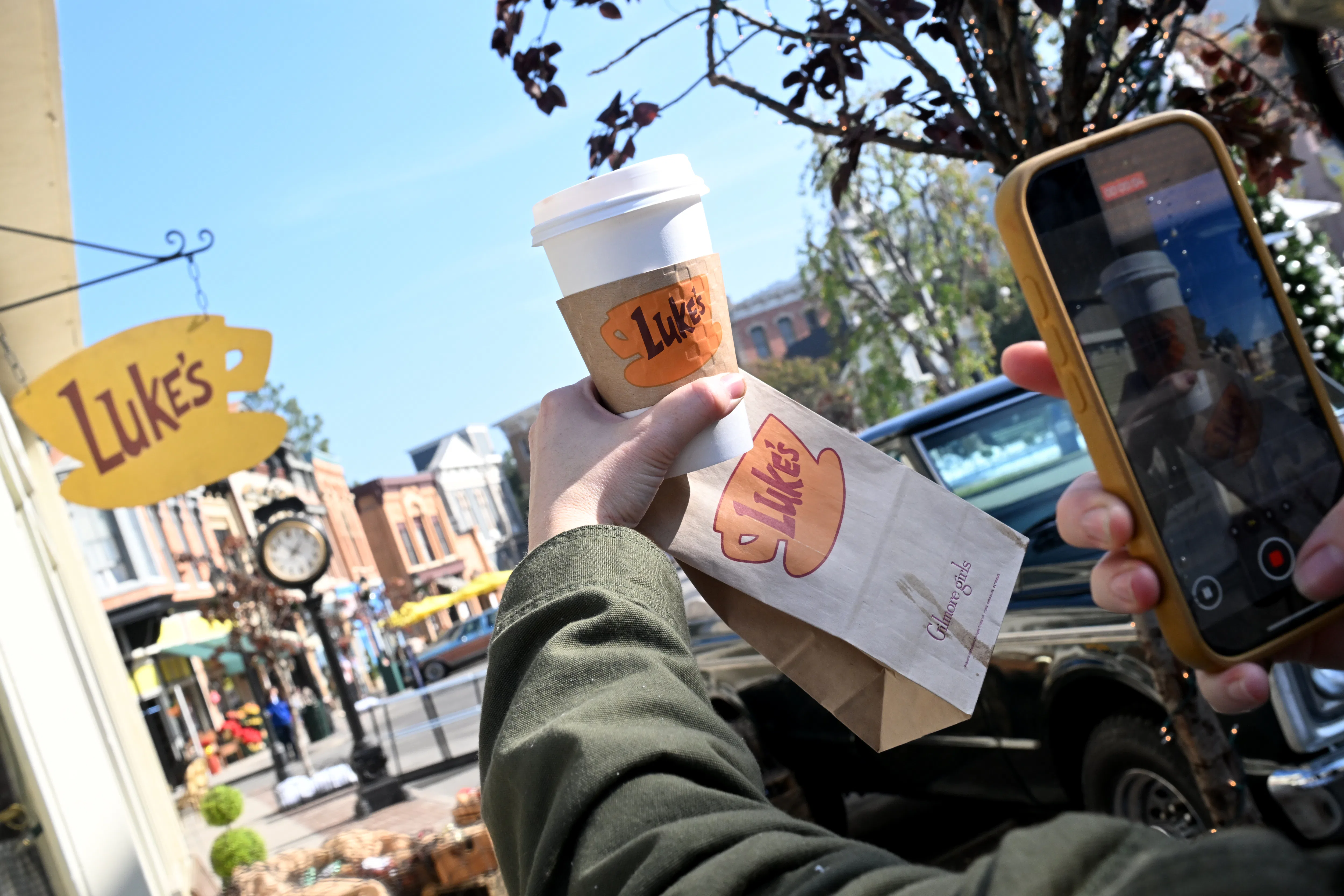 You can get coffee at Luke's Diner at Warner Bros. Studio Tour's Gilmore Girls Holiday event. 