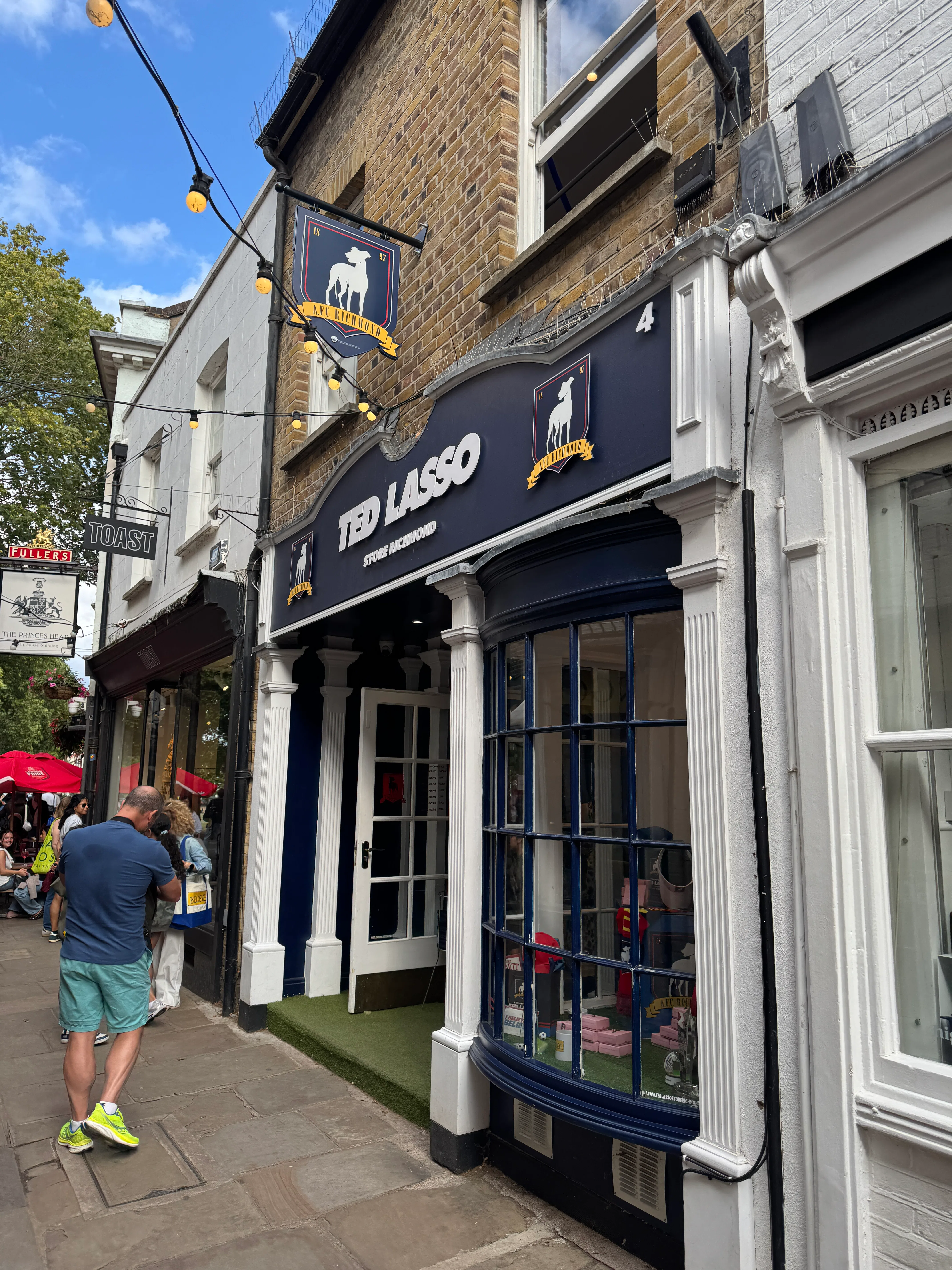 I Visited 'Ted Lasso' Filming Locations In London & It Was Pure Joy
