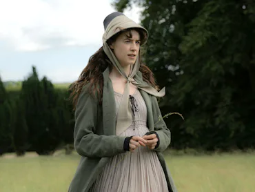 Daisy Edgar-Jones details the loose hair and naturally dyed costumes from 2026's 'Sense & Sensibilit...
