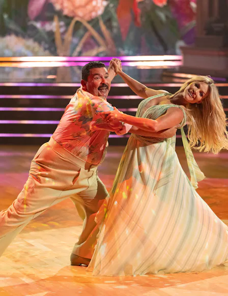 'Dancing With the Stars' fans keep voting for Guillermo Rodriguez.