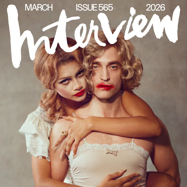 Zendaya and Robert Pattinson in blonde wigs and doll makeup