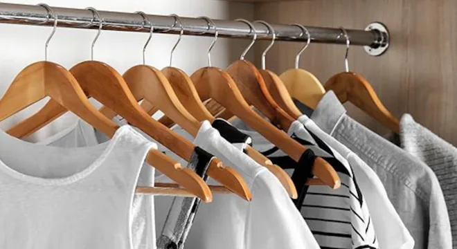 ZOBER Wooden Hangers (20-Pack)