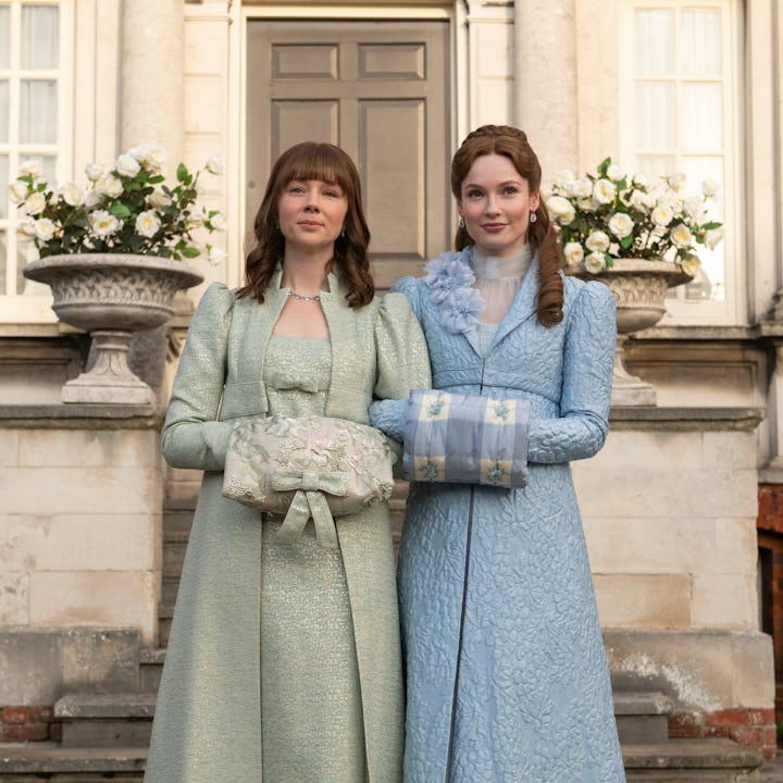 Bridgerton. (L to R) Claudia Jessie as Eloise Bridgerton, Hannah Dodd as Francesca Bridgerton in epi...
