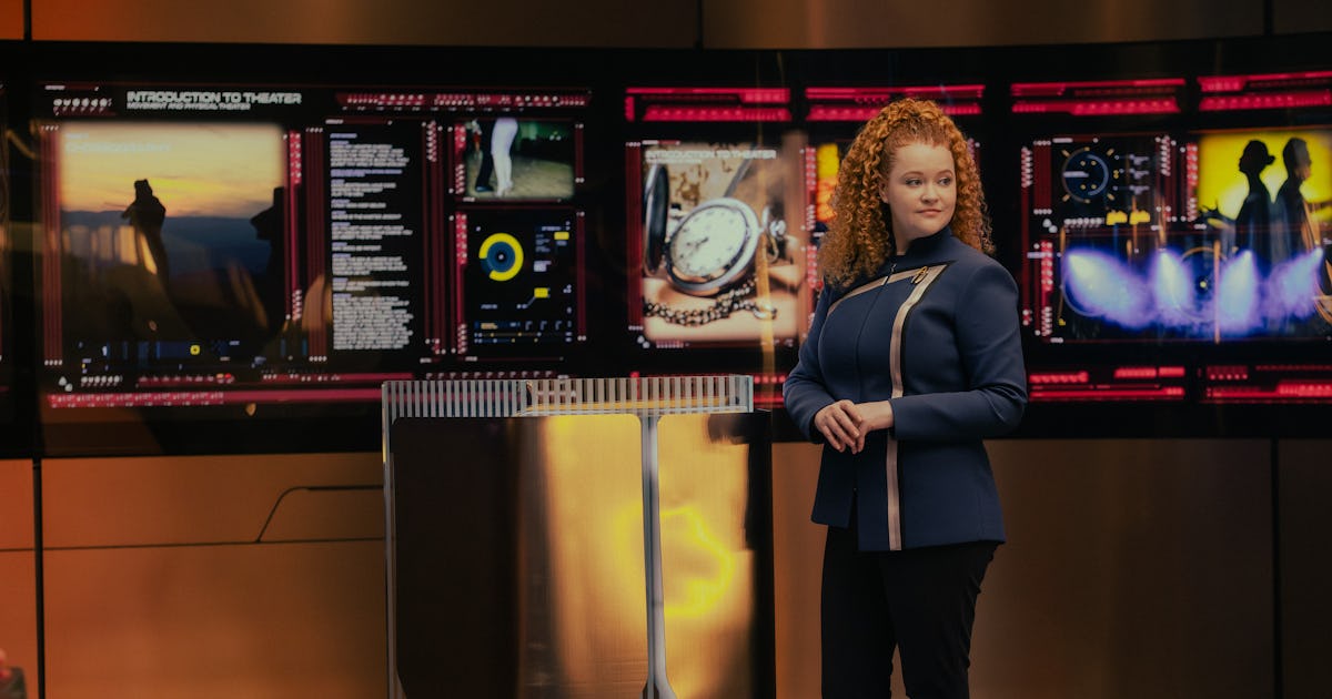 Negen jaar later maakt een nieuw Star Trek-personage plotseling deel uit van de oude garde