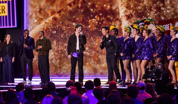 I went to Taco Bell's Live Más Live with Benson Boone and new menu items.