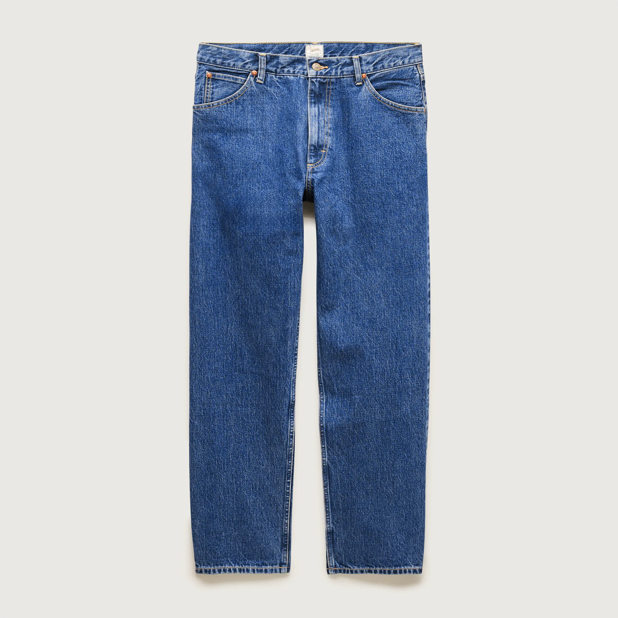 Vintage Straight Jean in Medium Wash