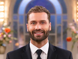 Dakota Mortensen files a restraining order