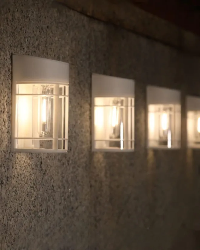 DOESLAG Solar Fence Lights (8-Pack)