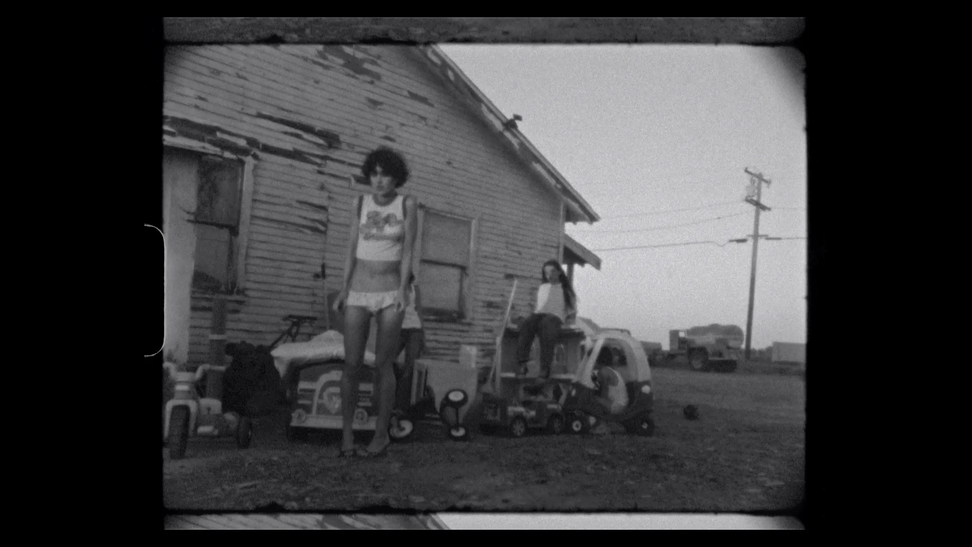 nadia lee cohen by Scarlett Carlos Clarke for podunk 