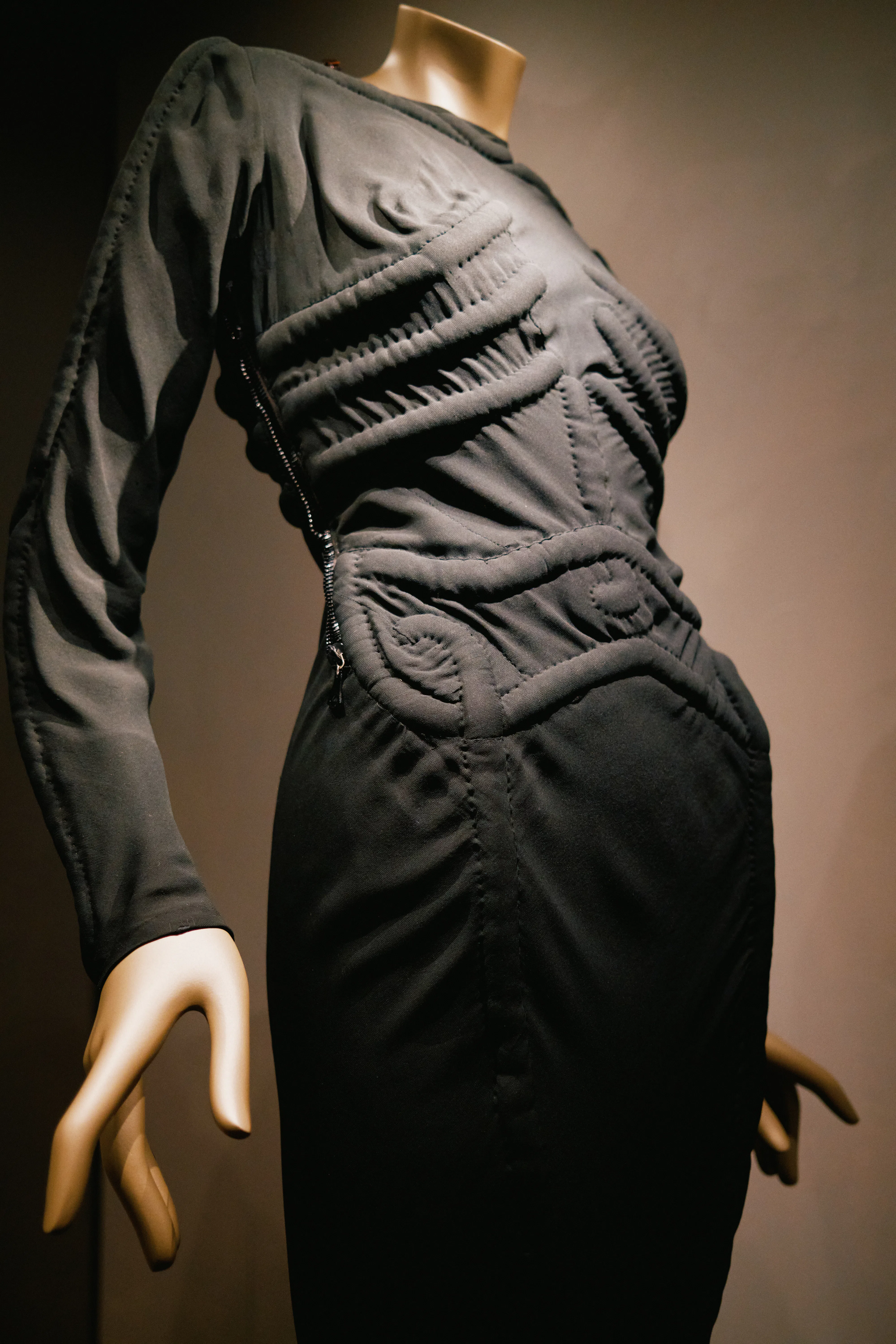 How Elsa Schiaparelli Became One of Fashion's Most Delightfully Bizarre  Designers