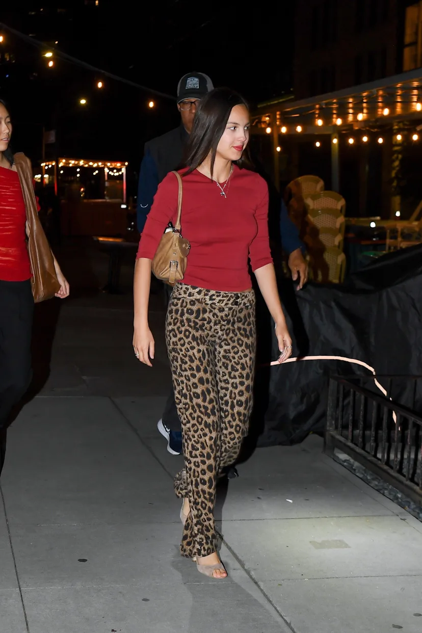 Stand Oil Bag Olivia Rodrigo